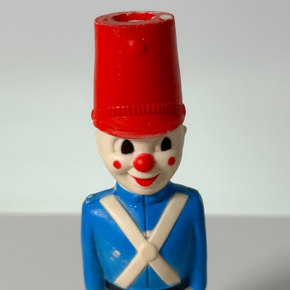 Vintage 60s Viceroy Toys Canada Vinyl Toy Soldier No. V14109 (9B) - Picture 2 of 8